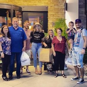 Meet your Posher, Loretta